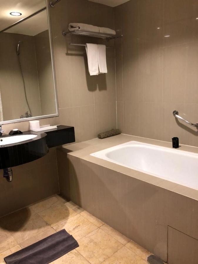 סמאראנג Golden City Hotel And Convention Center - Chse Certified מראה חיצוני תמונה