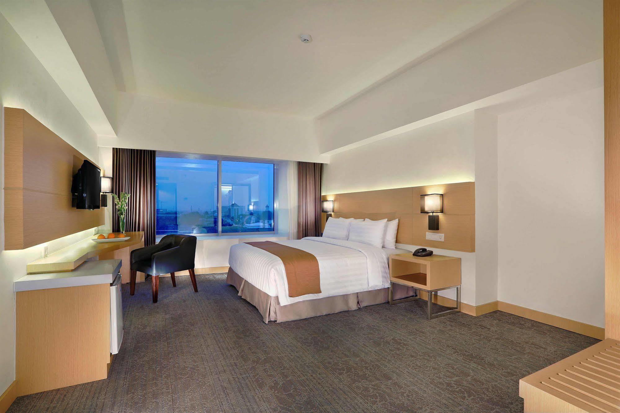 סמאראנג Golden City Hotel And Convention Center - Chse Certified מראה חיצוני תמונה