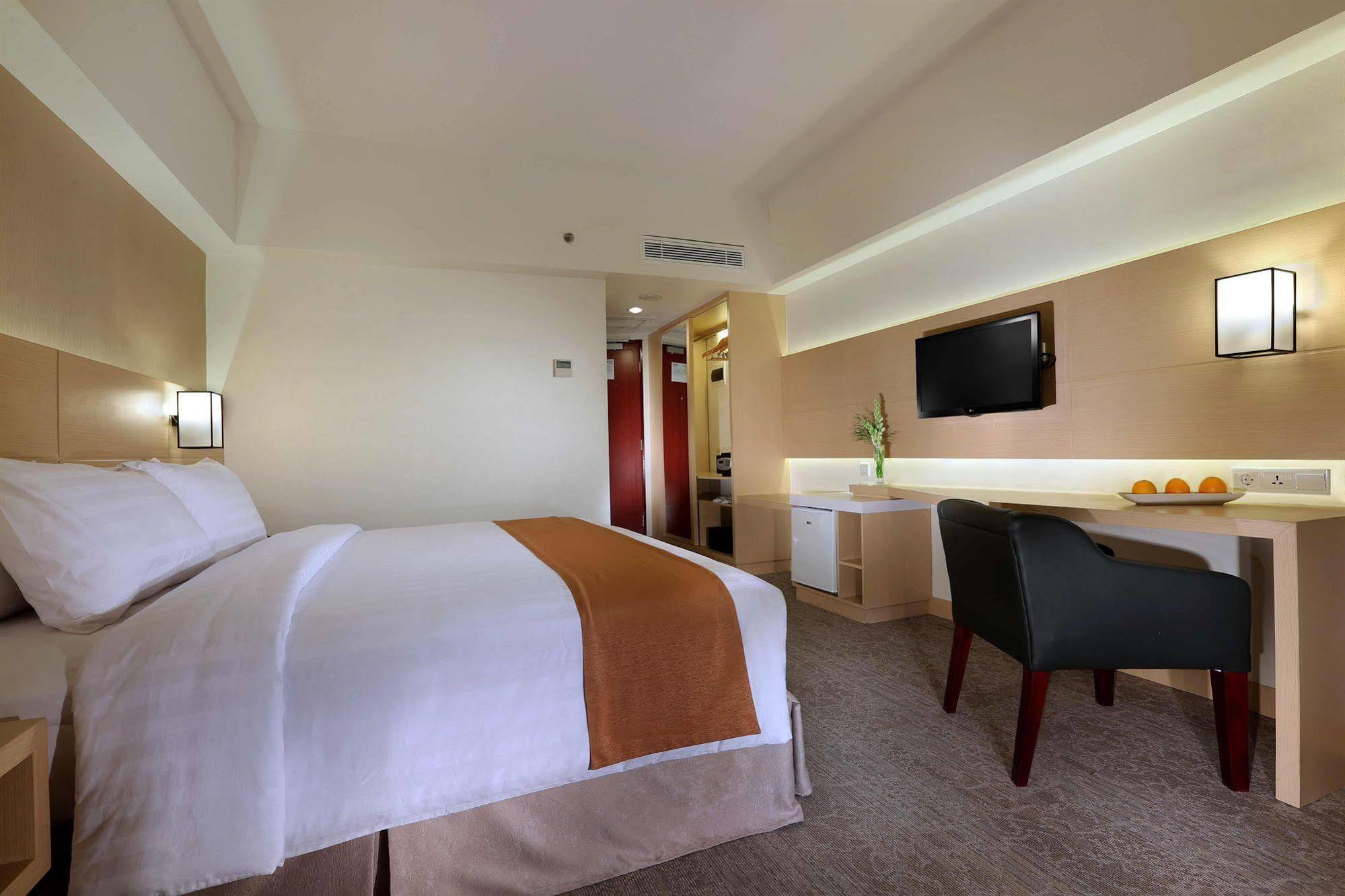 סמאראנג Golden City Hotel And Convention Center - Chse Certified מראה חיצוני תמונה