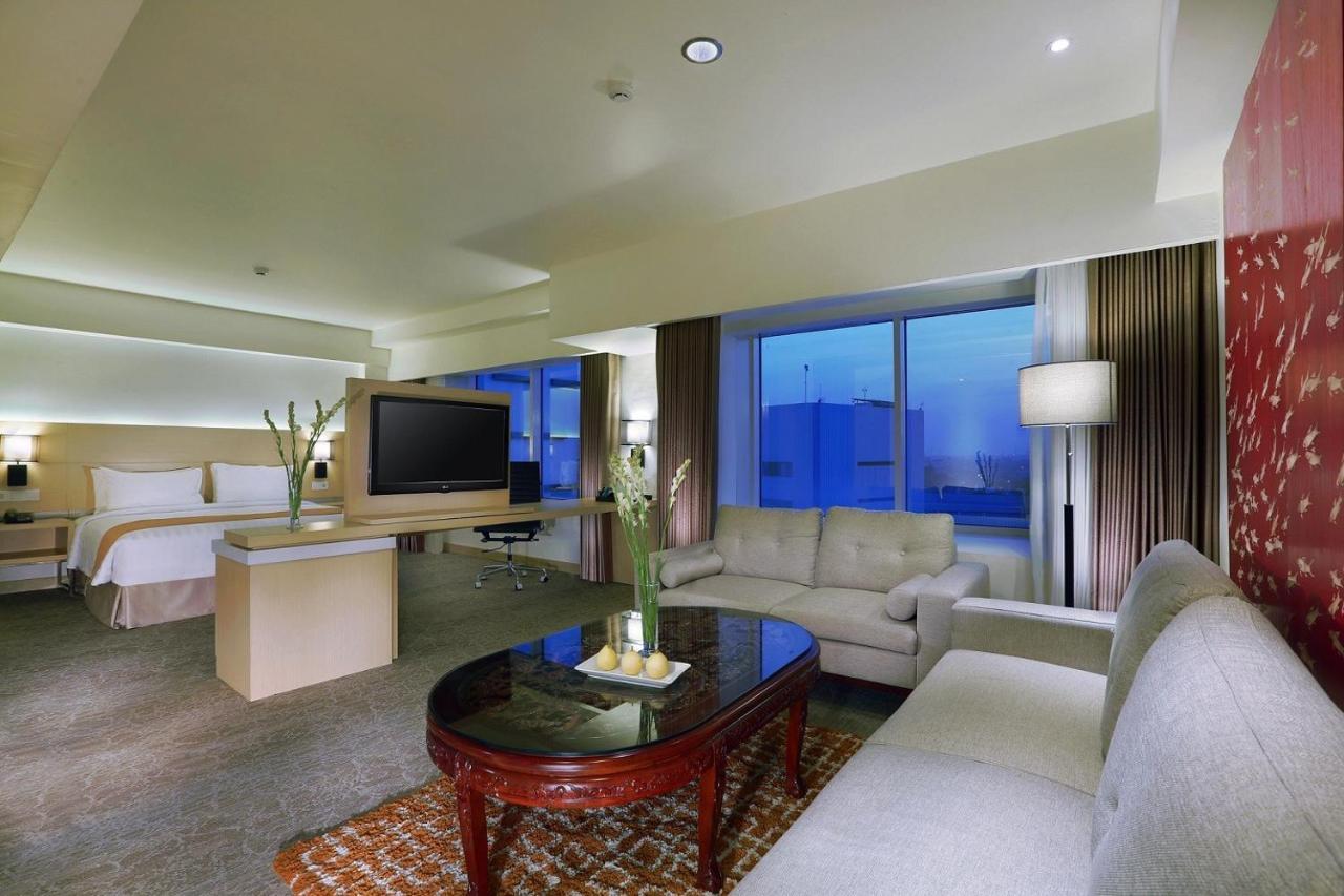 סמאראנג Golden City Hotel And Convention Center - Chse Certified מראה חיצוני תמונה