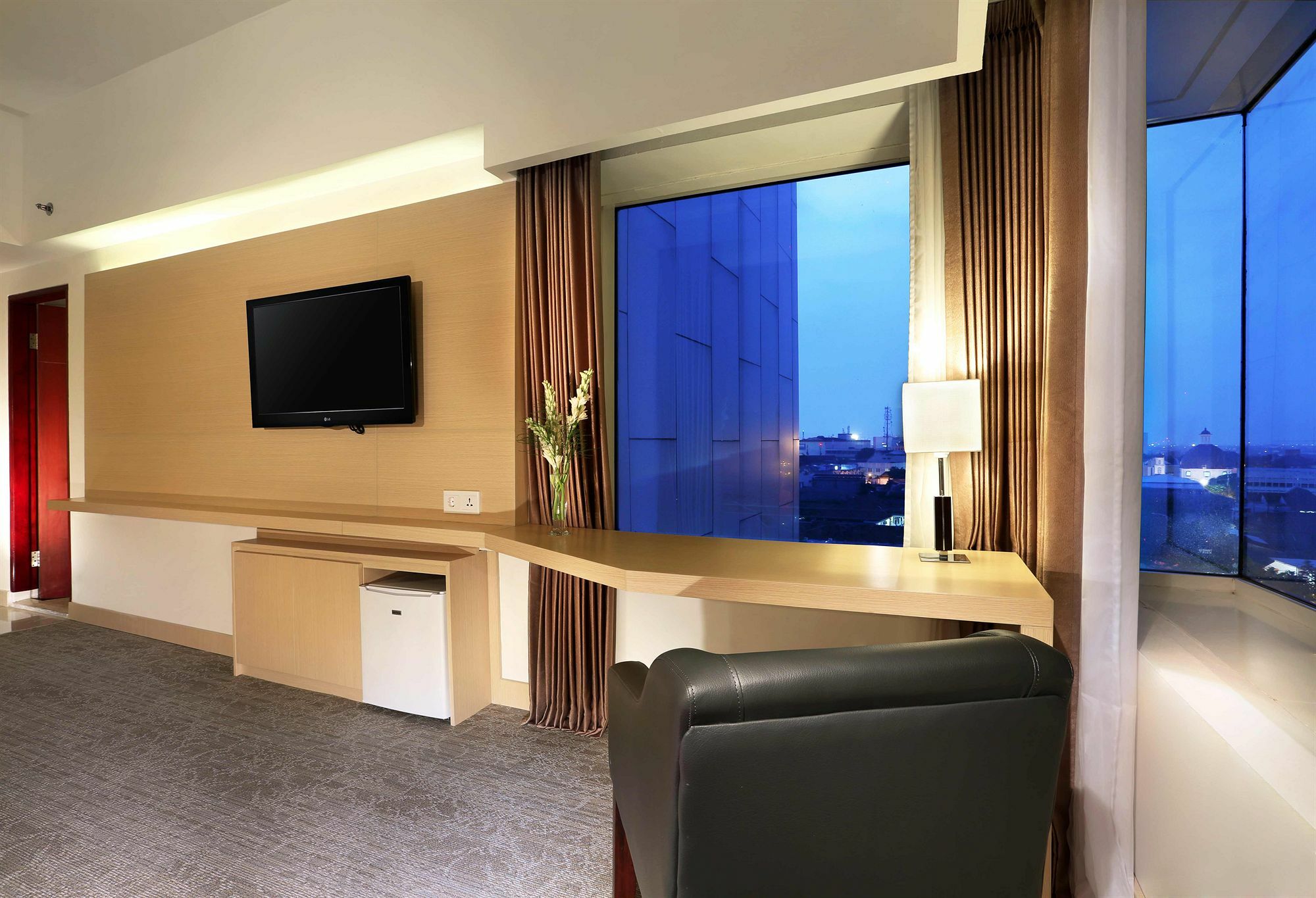 סמאראנג Golden City Hotel And Convention Center - Chse Certified מראה חיצוני תמונה